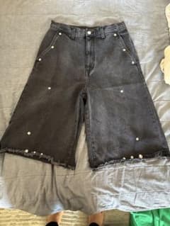 GRANCY ブラックデニム ハーフパンツ 切りっぱなしのサムネイル