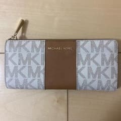 ※最終値下げ！　マイケルコース　長財布のサムネイル