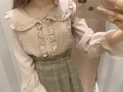 evelyn パールボタンブラウスのサムネイル