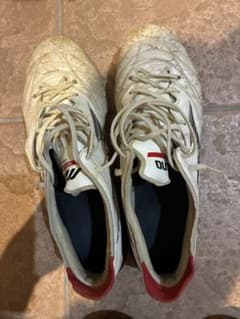 Mizuno Morelia スパイクシューズ ホワイト/レッド 26cmのサムネイル