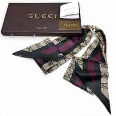 GUCCI シルクスカーフ インターロッキング ハート型 - メルカリ