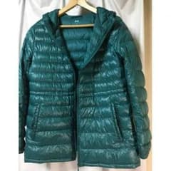 ユニクロ UNIQLO ウルトラライトダウンジャケット Lサイズ 緑のサムネイル