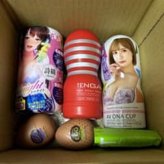 女子社員バック付き　テンガセット売りのサムネイル