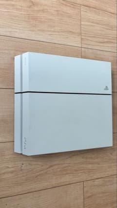 PlayStation 4 本体 ホワイト HDMI・USBケーブル付きのサムネイル