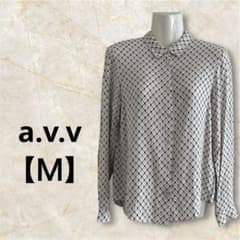 a.v.v アーヴェヴェ 幾何学柄シャツ M イトキン レーヨンブラウス