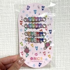 TWICE FC継続特典 シューズチャームのサムネイル