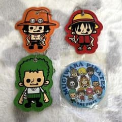 ワンピース パンソンワークス キーホルダー 缶バッジ - メルカリ