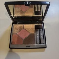 Dior アイシャドウパレットのサムネイル