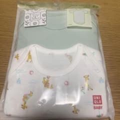 ユニクロ　半袖肌着　80サイズ　新品未使用のサムネイル