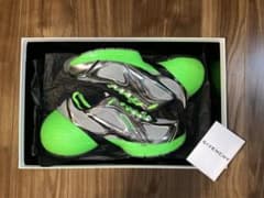 GIVENCHY TK-MX RUNNER スニーカー　定価14万　43 1/2のサムネイル