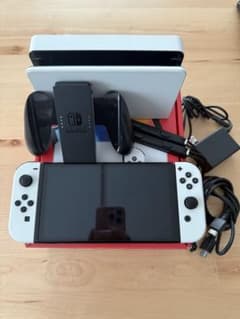 Nintendo Switch 有機ELモデル ホワイトのサムネイル