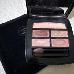 CHANEL LES BEIGES アイシャドウパレット TENDERのサムネイル