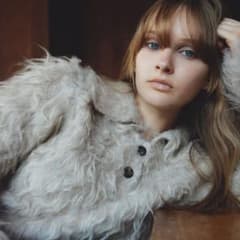 THE TOE Shaggy Pullover beigeお値下げ中 THE TOE Shaggy Pullover beigeお値下げ中 - メルカリ
