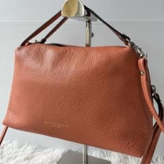 美品 ジャンニキアリーニ アリファ M ショルダーバッグ オレンジ 