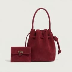 Salvatore Ferragamo 巾着バッグ ポーチ付 スエード レッド Salvatore Ferragamo 巾着バッグ ポーチ付 スエード レッド - メルカリ