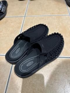 keen キーン　KEEN UNEEK Ⅱ SLIDE サンダル　25cmのサムネイル