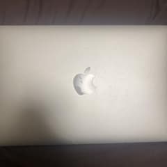MacBook air Early 2015のサムネイル