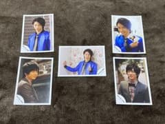 知念侑李 公式写真のサムネイル