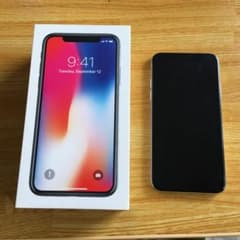 iPhone X Silver 64 GB SIMフリー　訳あり品のサムネイル