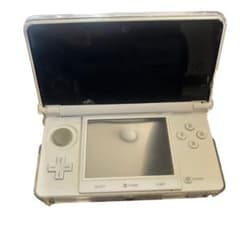 [ME0712-35] Nintendo 3DS with Memory Card