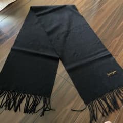 カシミヤ100% 黒 マフラー フリンジ付きのサムネイル