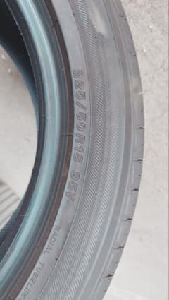 新車外し YOKOHAMA ADVAN dB 225/50R18 95Vのサムネイル