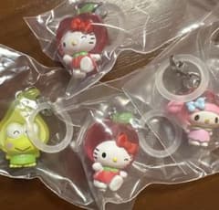 サンリオキャラクターズ くだものめじるしアクセサリーのサムネイル