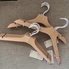 無印 木製ハンガー【新品 廃盤】 - メルカリ