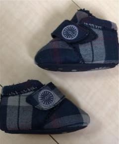 UGG キッズシューズ　ファーストシューズのサムネイル