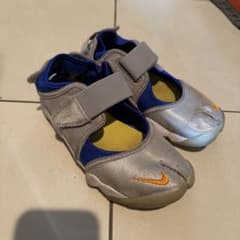 NIKE AIR RIFT 22cm ナイキエアリフトシルバーのサムネイル