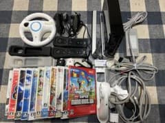 Wii本体、さおコン、マリオカートハンドル、HDMI変換アダプター、セットのサムネイル