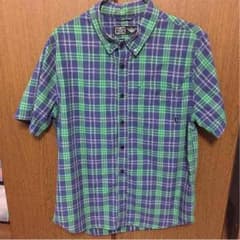 ナイキの半袖シャツのサムネイル