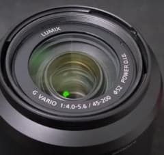 LUMIX Panasonic 45-200mm H-FS045200のサムネイル