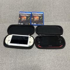 PS Vita本体2台とMinecraftゲームソフト2本のサムネイル