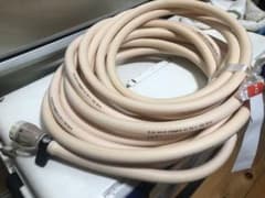 ガスホース10m未使用新古品　おまけ水道ホースのサムネイル