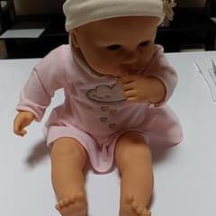 赤ちゃん人形のサムネイル