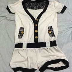 ショートつなぎのサムネイル