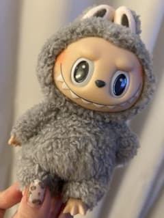 ラブブ マカロン sesame bean ポップマートのサムネイル