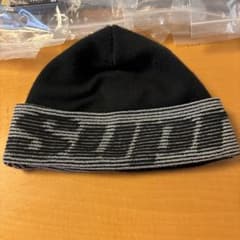 r*9様 supreme ビーニー 24fw - メルカリ