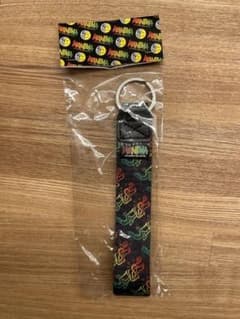 WANIMA ストラップのサムネイル