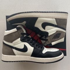 Nike Air Jordan 1 ダークモカのサムネイル