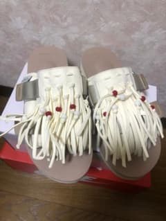 お値下げ【新品】SUICOKE HOTO-Scab フリンジサンダル 23cmのサムネイル