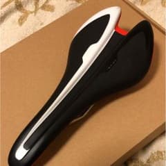 GIANT サドルのサムネイル