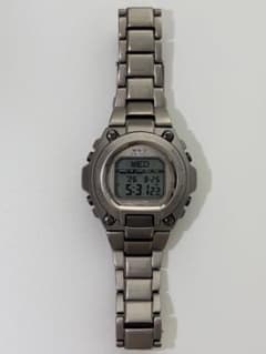 CASIO G-SHOCK MR-G デジタル腕時計　電池交換済みのサムネイル