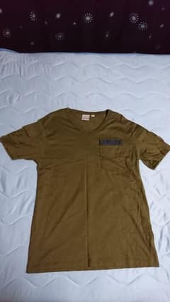 最終値下げ AVIREX VネックTシャツのサムネイル