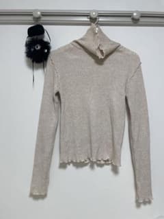 kastane ベージュ　ニットのサムネイル
