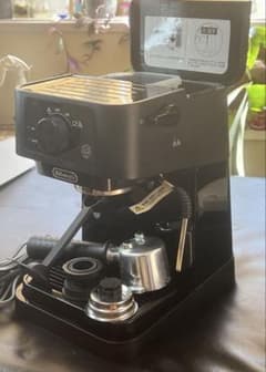 DeLonghi エスプレッソ・カプチーノメーカー 本体のサムネイル