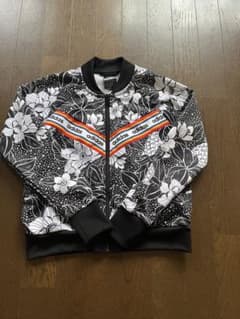 adidas ジャケットのサムネイル