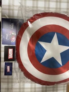 [新品未使用]ディズニーアンバサダーホテルマーベルスペシャルルーム限定クッションのサムネイル