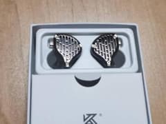 KZ PR3　NO MIC　イヤホン美品のサムネイル